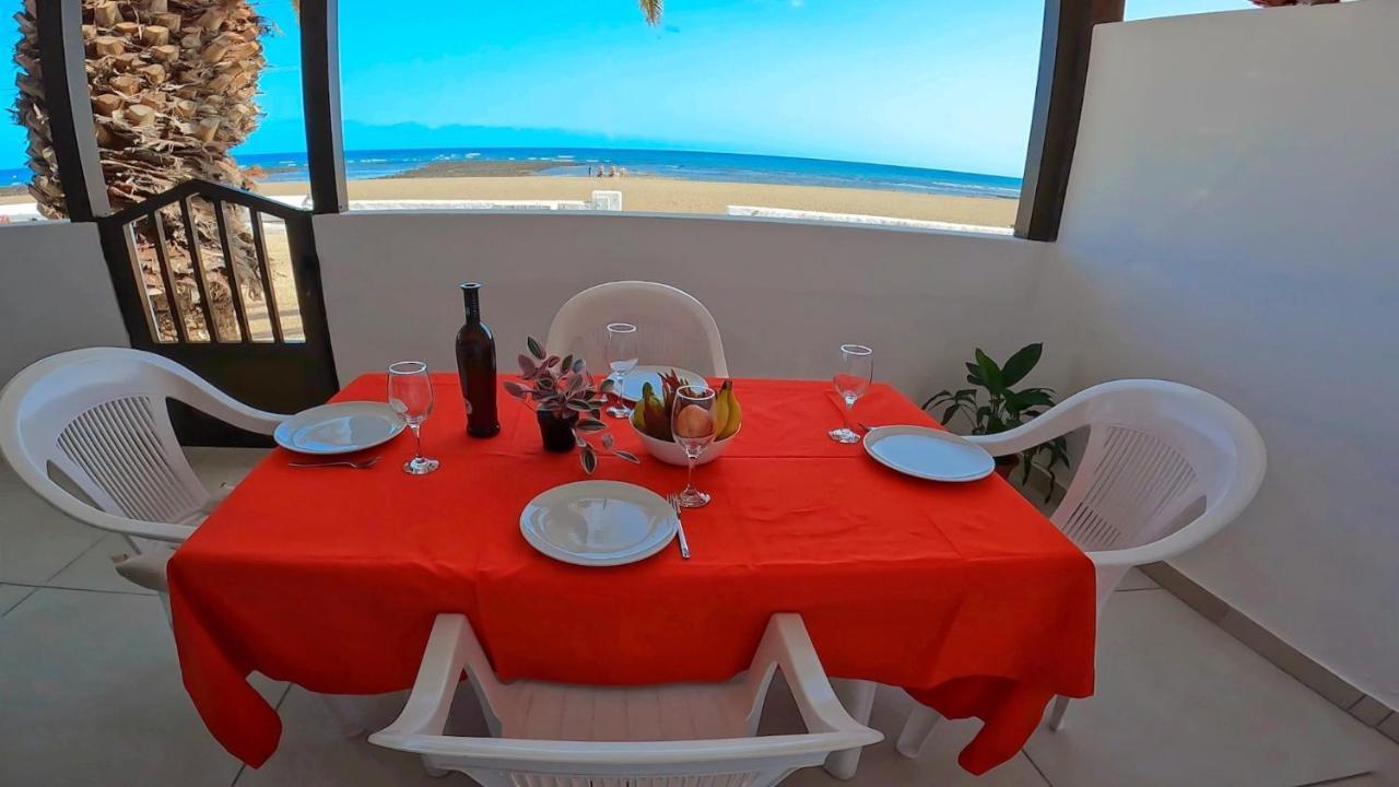 Apartamento Tierra, Primera Linea Mar Playa Honda  Exterior photo